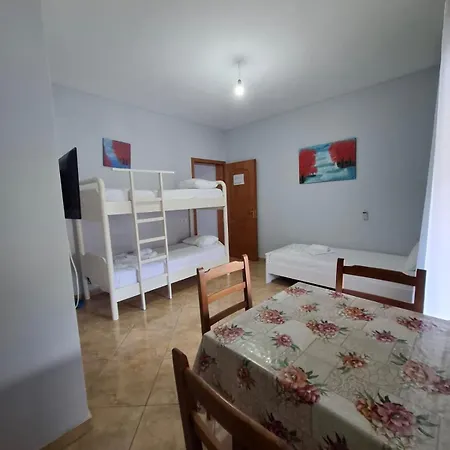 Penzion Mati'S Guesthouse Borsh