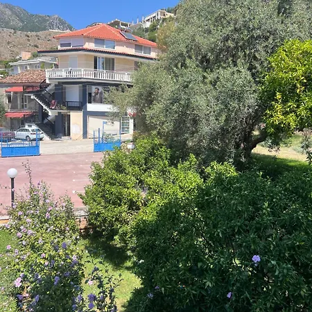 Penzion Mati'S Guesthouse Borsh